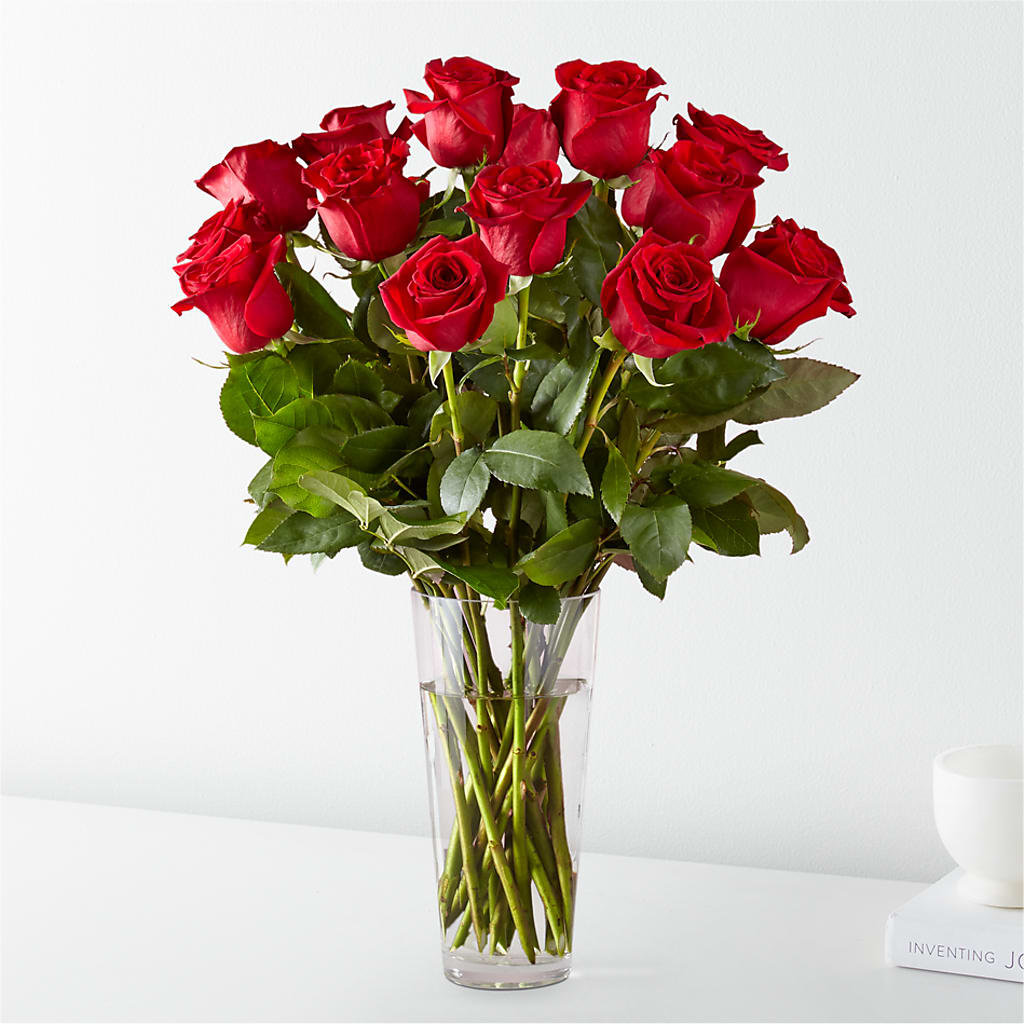 Long Stem Red Rose Bouquet – Flowers Unlimited, Martinsburg WV
