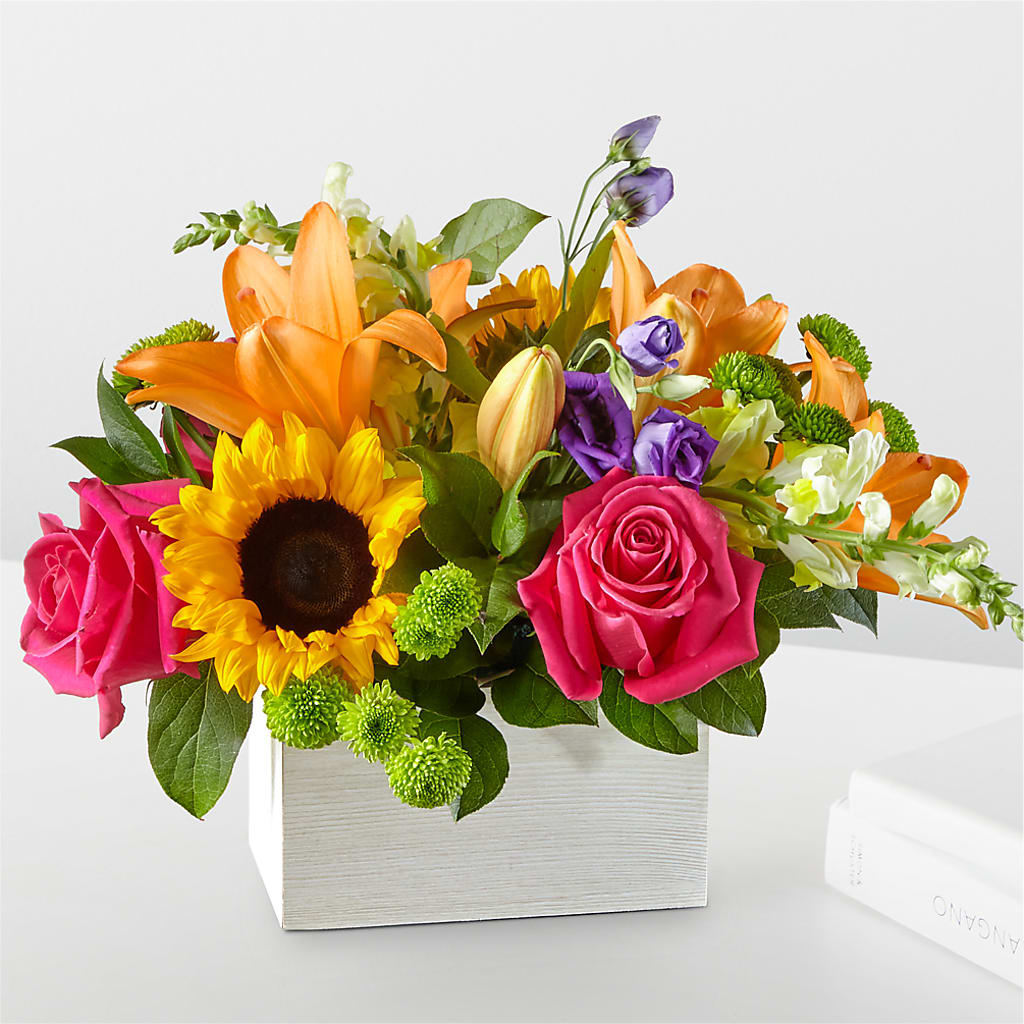 Best Day Box Bouquet – Flowers Unlimited, Martinsburg WV