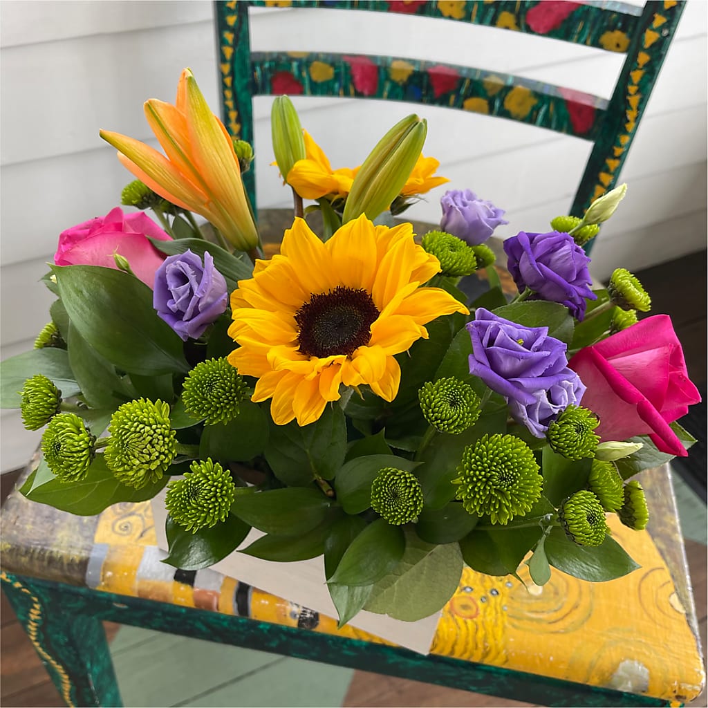 Best Day Box Bouquet – Flowers Unlimited, Martinsburg WV