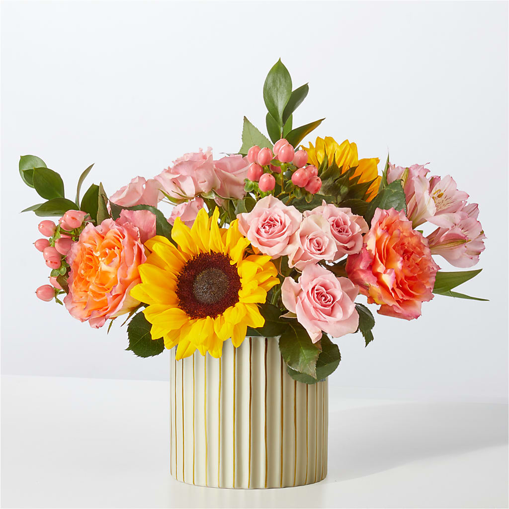 Sun's Out Bouquet – Flowers Unlimited, Martinsburg WV