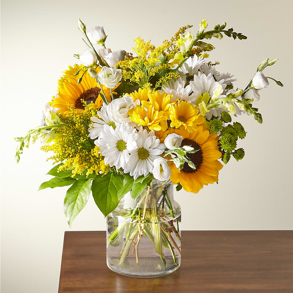 Hello Sunshine Bouquet – Flowers Unlimited, Martinsburg WV
