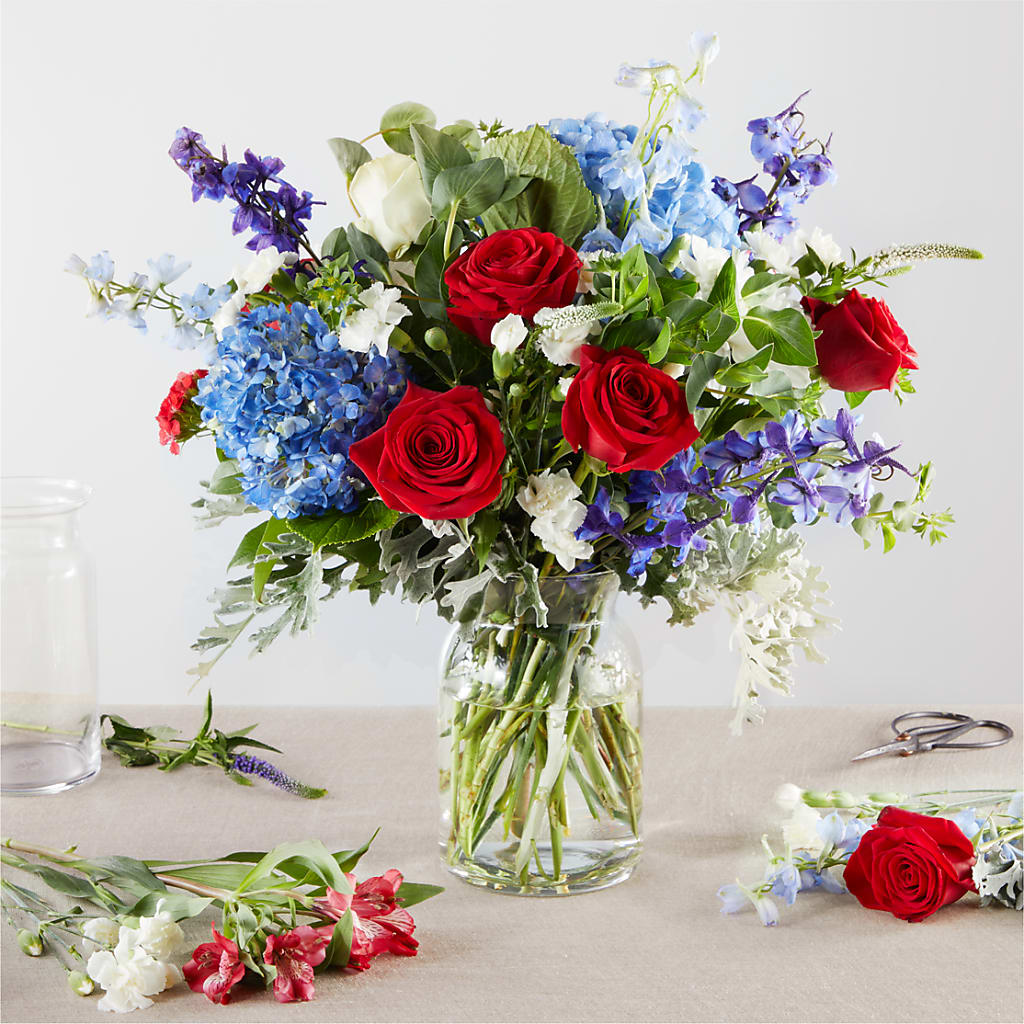 Star Spangled - A Florist Original – Flowers Unlimited, Martinsburg WV
