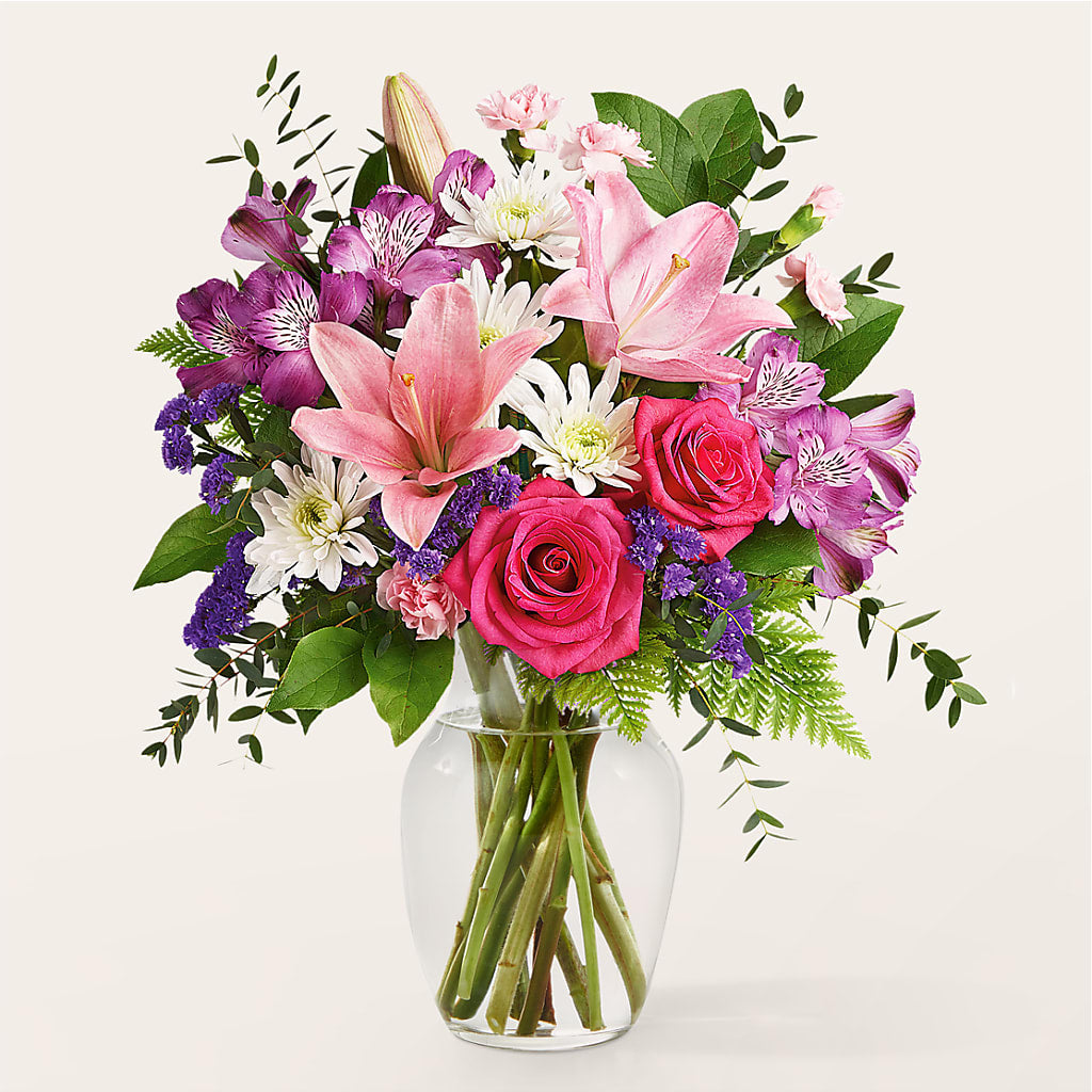 Lace & Pearls Bouquet – Flowers Unlimited, Martinsburg WV
