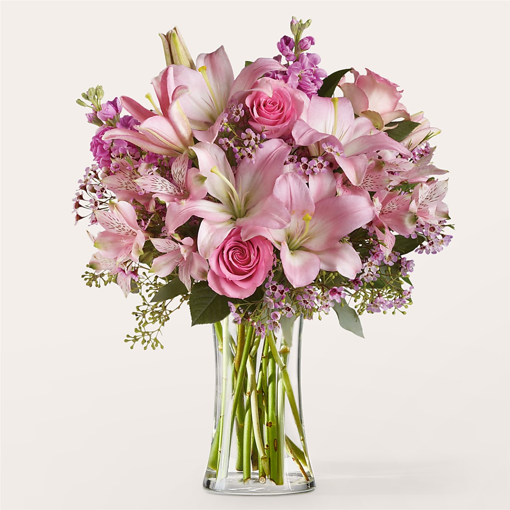 Gentle Gesture Bouquet – Flowers Unlimited, Martinsburg WV