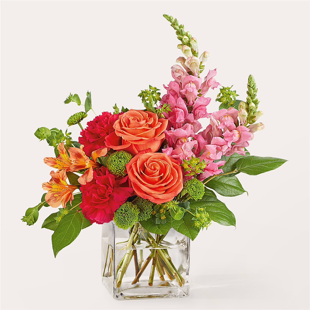 Cosmopolitan Bouquet – Flowers Unlimited, Martinsburg WV