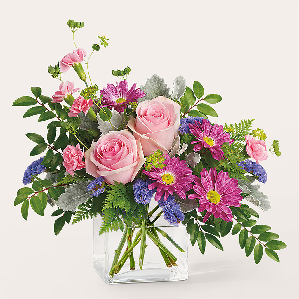 Starlet Bouquet – Flowers Unlimited, Martinsburg WV