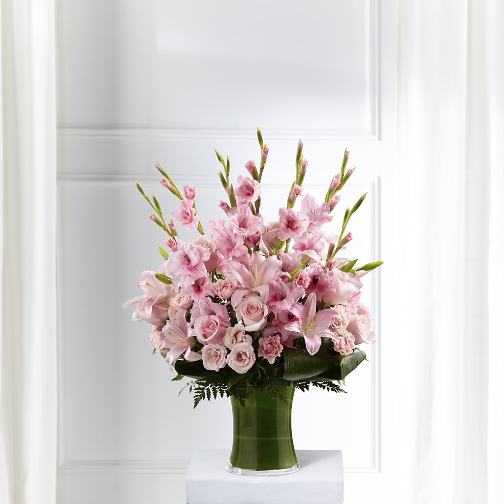 Lovely Tribute Bouquet – Flowers Unlimited, Martinsburg WV