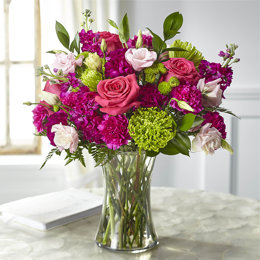 Everlasting Embrace Bouquet – Flowers Unlimited, Martinsburg WV