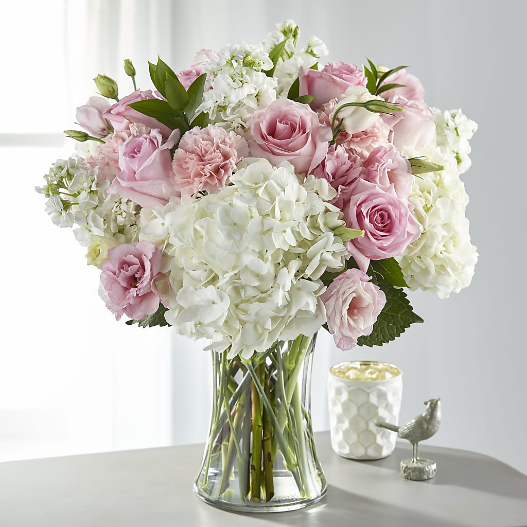 Guiding Grace Bouquet – Flowers Unlimited, Martinsburg WV
