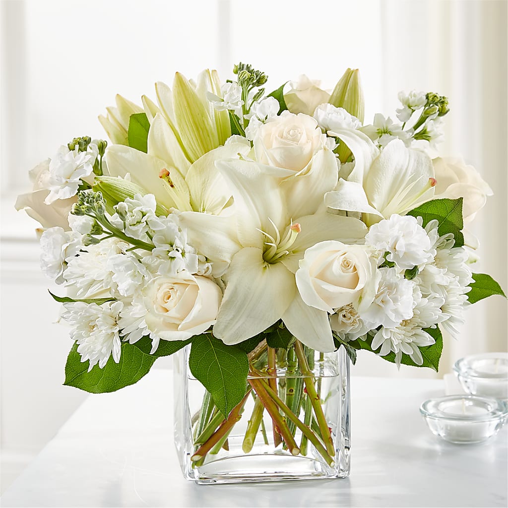 Gentle Breeze Bouquet – Flowers Unlimited, Martinsburg WV