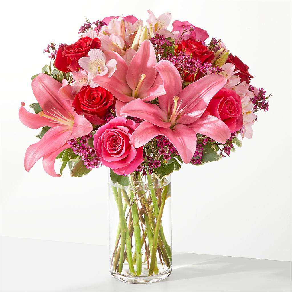 Lucky in Love Bouquet – Flowers Unlimited, Martinsburg WV