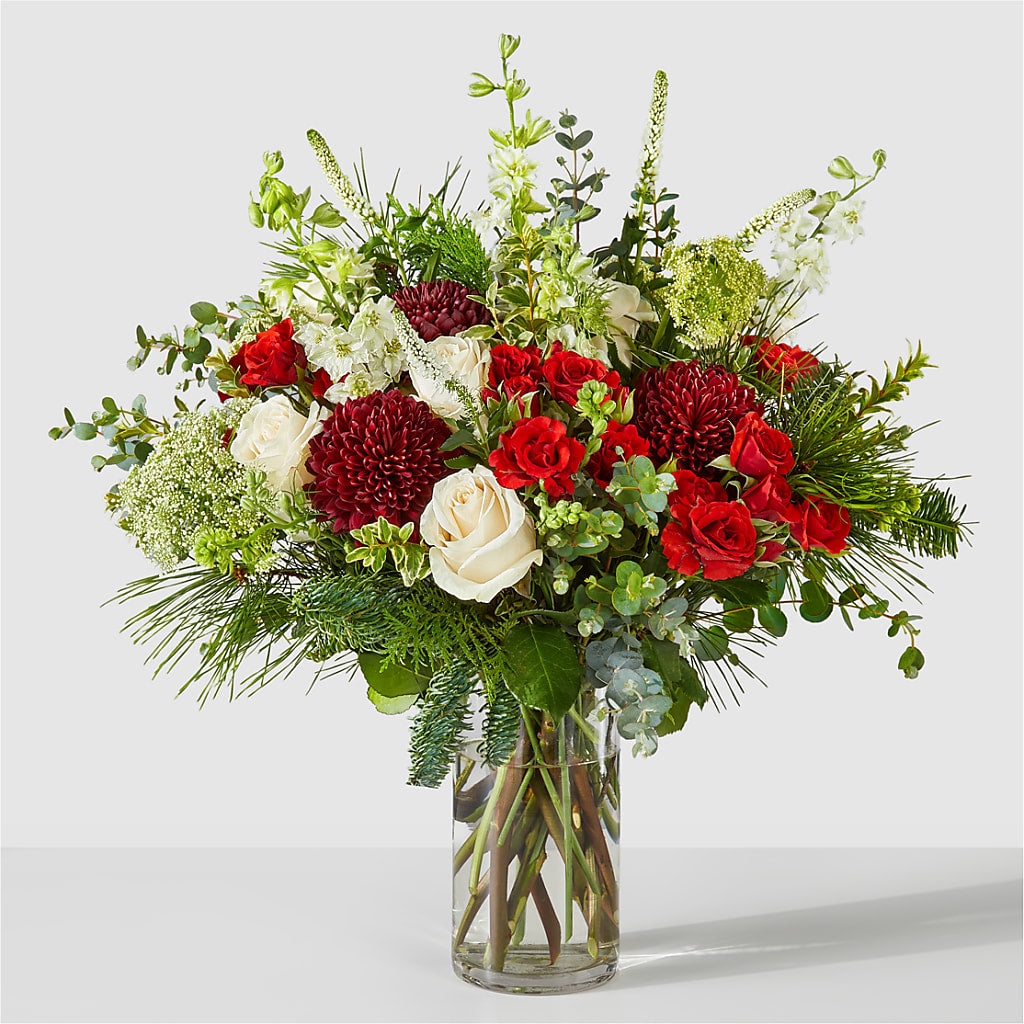 Favorite Traditions Bouquet – Flowers Unlimited, Martinsburg WV