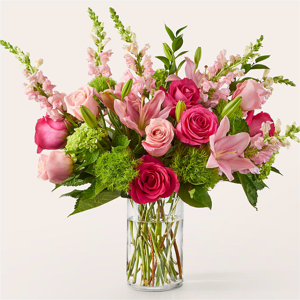 Fit for a Queen Luxury Bouquet – Flowers Unlimited, Martinsburg WV