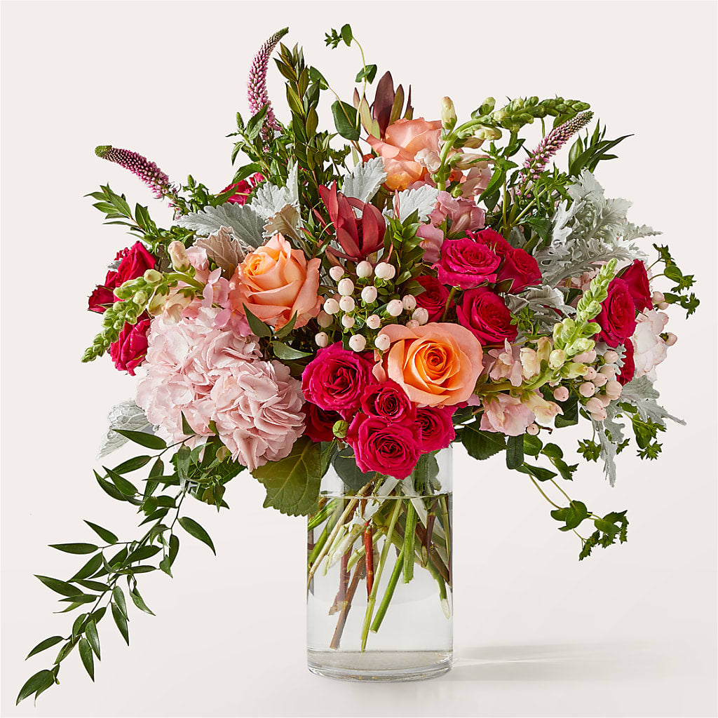 Glitz & Glam Bouquet – Flowers Unlimited, Martinsburg WV