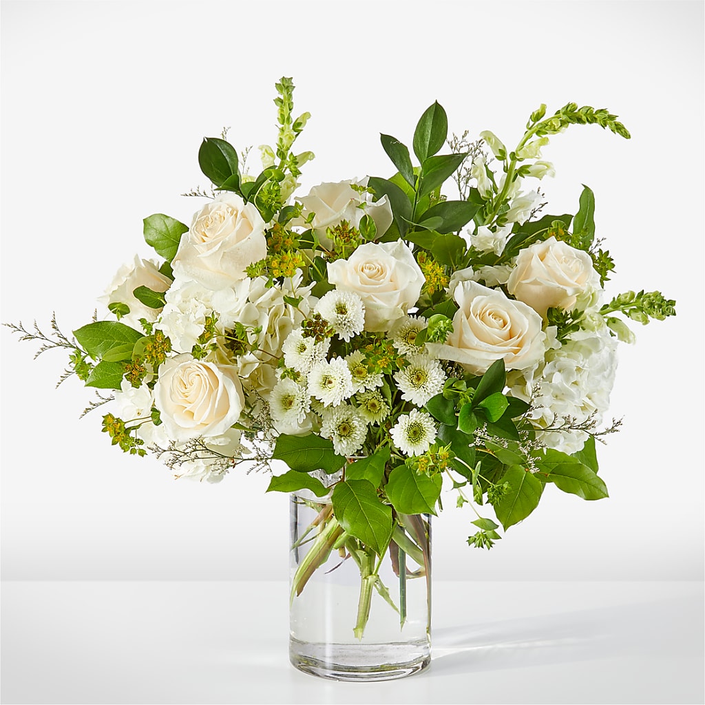 Hint of Vanilla Bouquet – Flowers Unlimited, Martinsburg WV