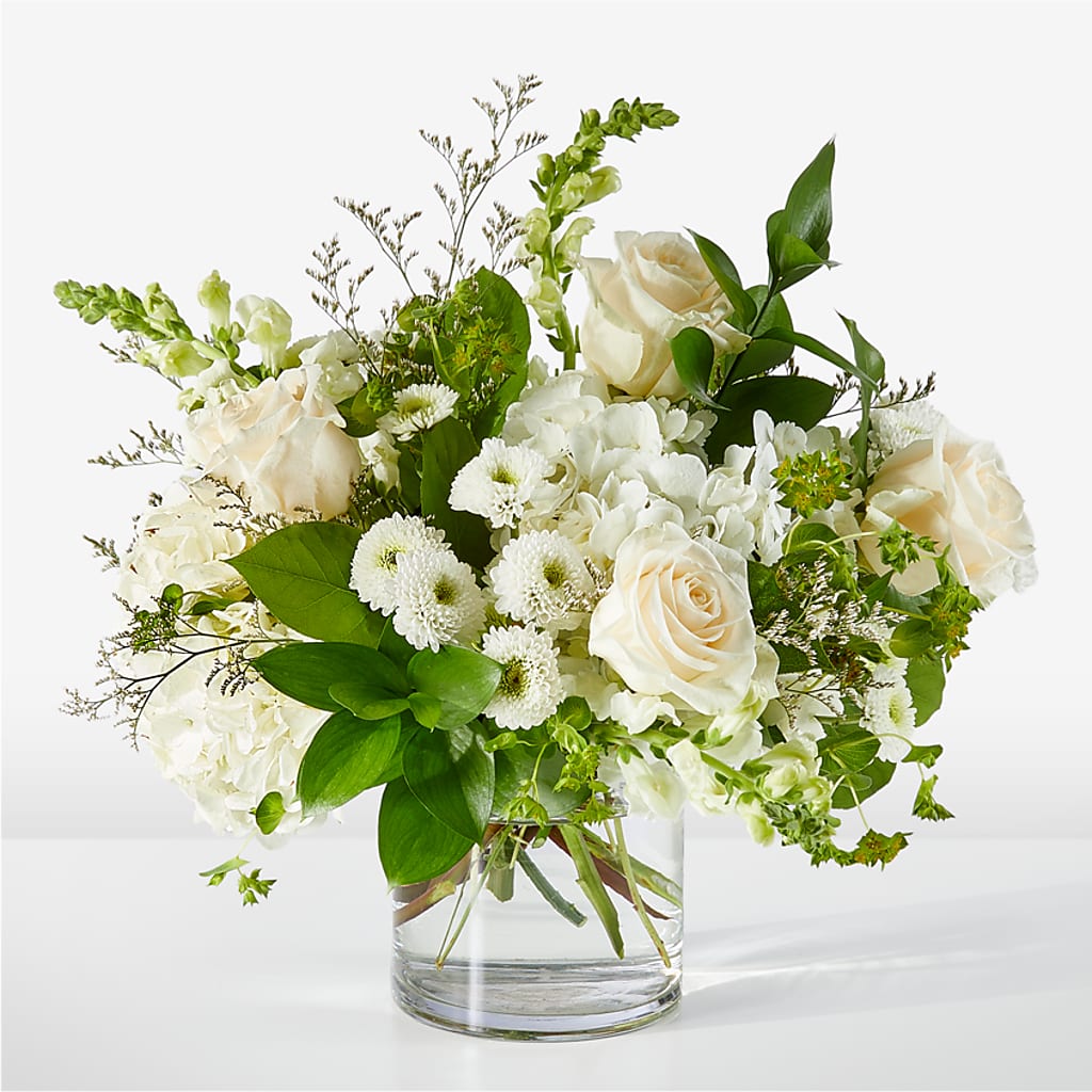 Hint of Vanilla Bouquet – Flowers Unlimited, Martinsburg WV