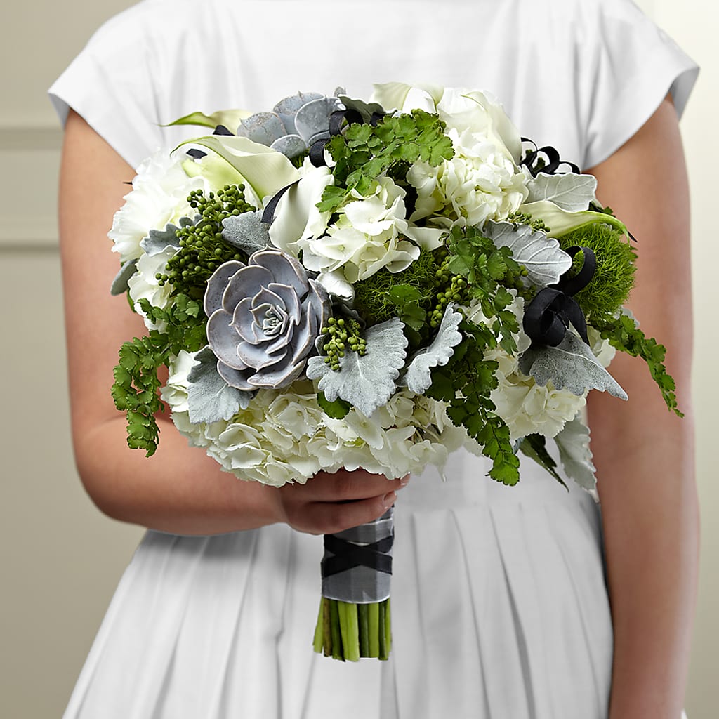 Sweet Innocence Bouquet – Flowers Unlimited, Martinsburg WV