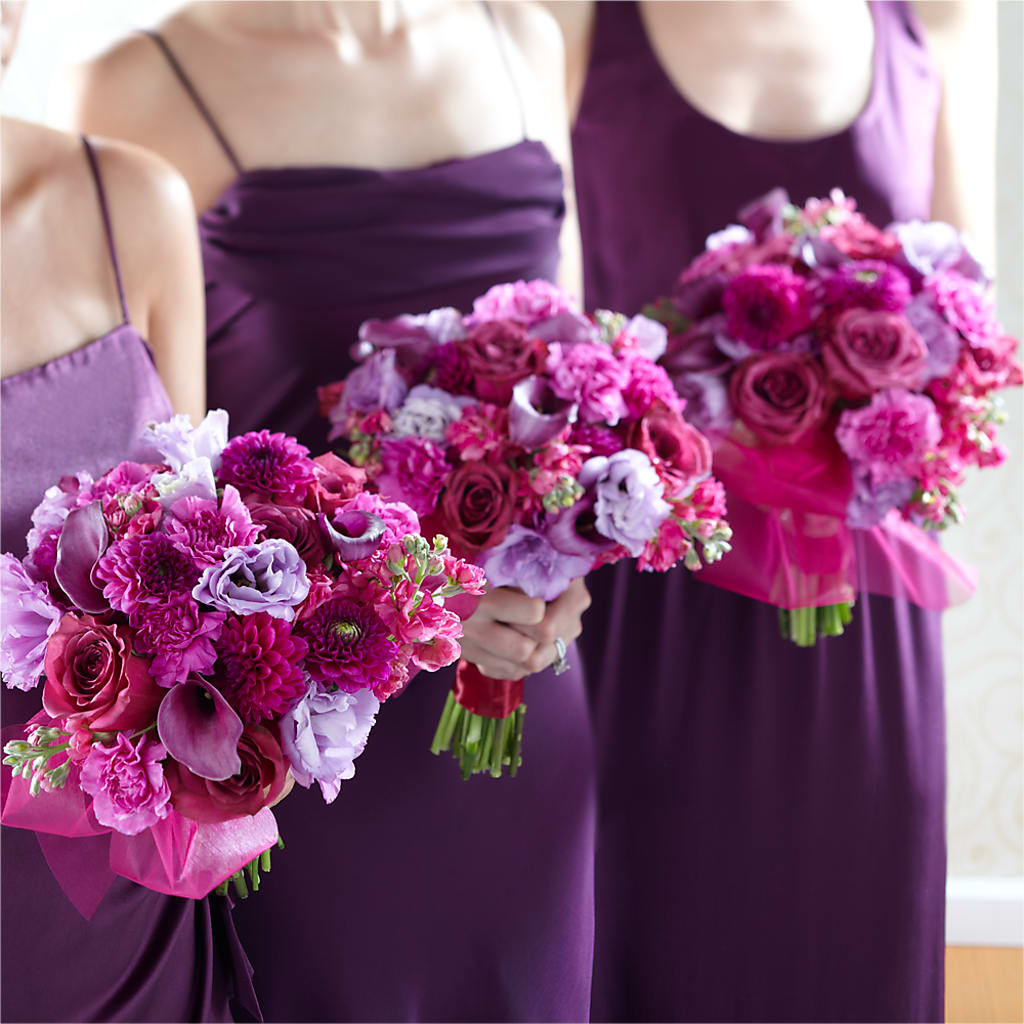 Bridesmaid's Garden Bouquet – Flowers Unlimited, Martinsburg WV