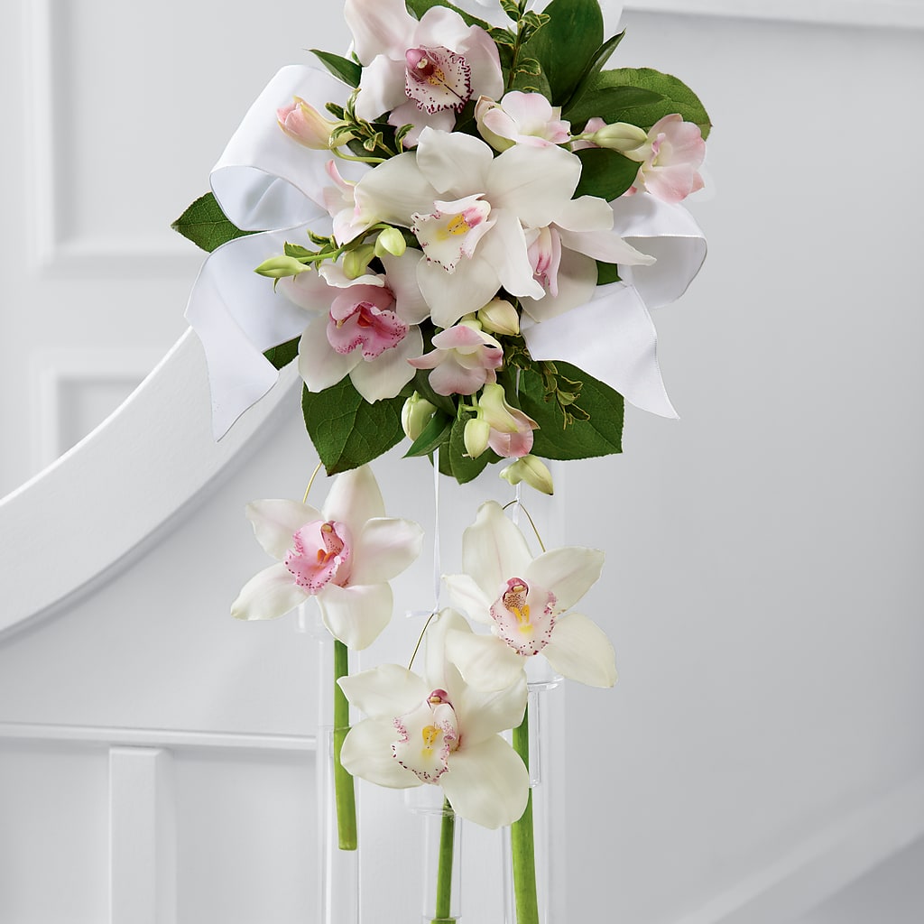 Perfect Entrance Pew Arrangement – Flowers Unlimited, Martinsburg WV