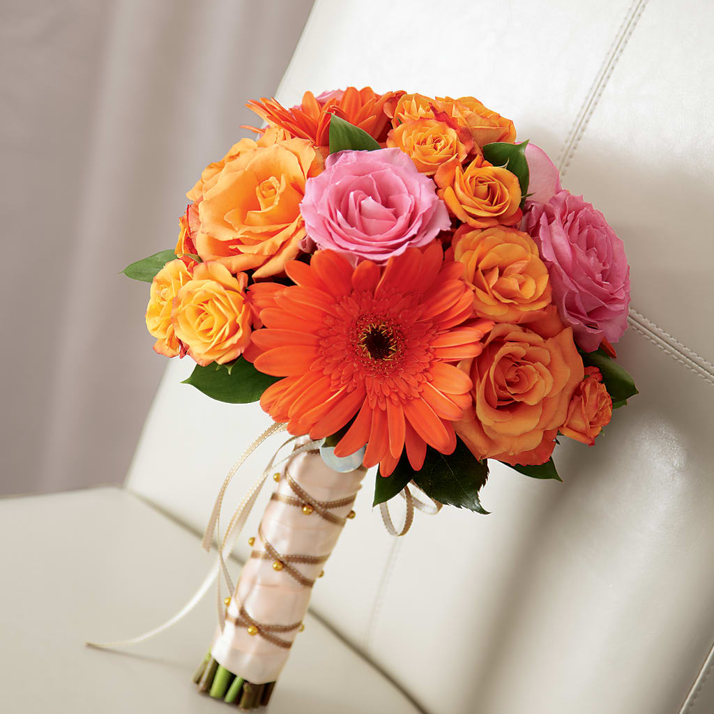 Lifetime of Love Bouquet – Flowers Unlimited, Martinsburg WV
