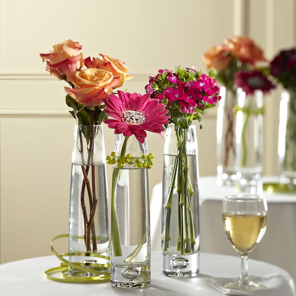 Sparkling Toast Centerpiece – Flowers Unlimited, Martinsburg WV