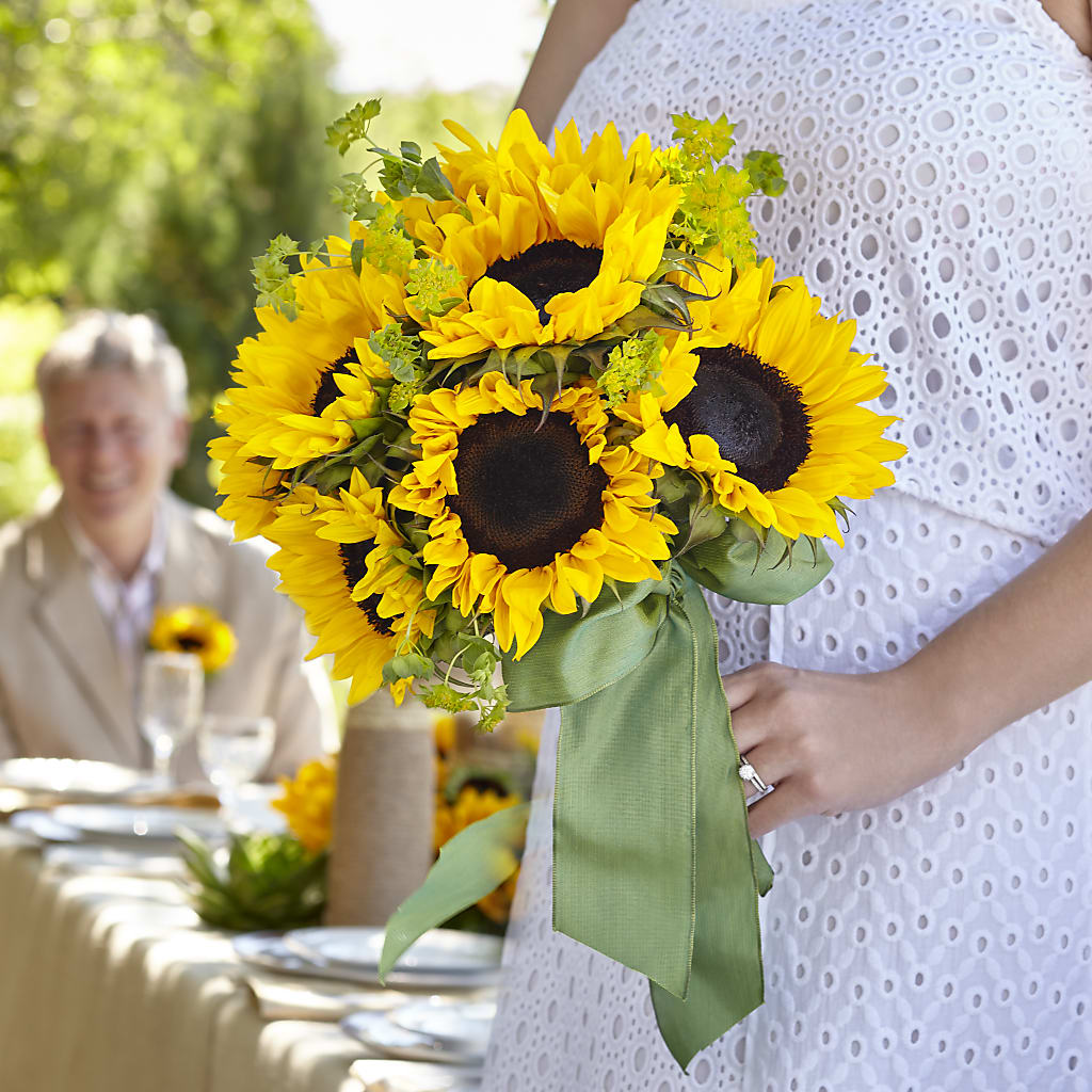 Free Spirit Bouquet – Flowers Unlimited, Martinsburg WV