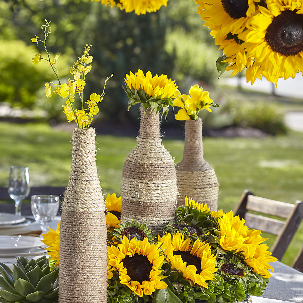 Sublime Garden Centerpiece – Flowers Unlimited, Martinsburg WV