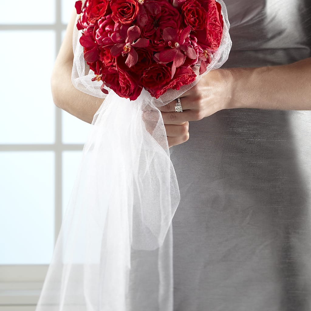 Desire Bouquet – Flowers Unlimited, Martinsburg WV