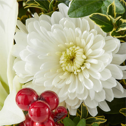 Festive Moments Tree –  Flowers Unlimited, Martinsburg WV