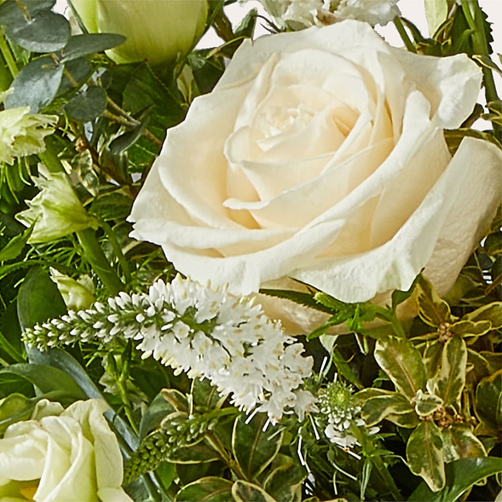 Cashmere Bouquet –  Flowers Unlimited, Martinsburg WV