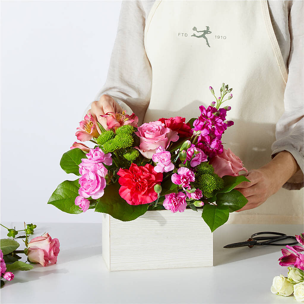 Sweetberry Box – A Florist Original –  Flowers Unlimited, Martinsburg WV