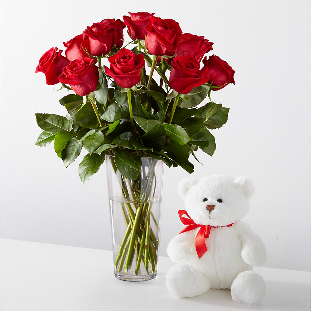 Romantic Long Stem Red Rose Bouquet Bundles –  Flowers Unlimited, Martinsburg WV