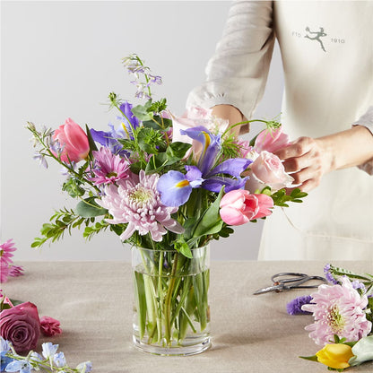 Pastel Tradition - A Florist Original –  Flowers Unlimited, Martinsburg WV