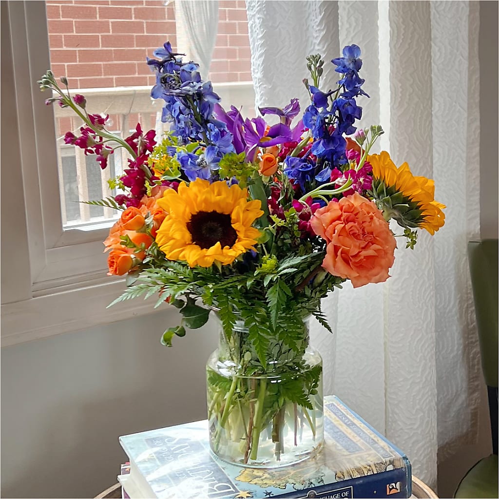 Rays of Life Bouquet –  Flowers Unlimited, Martinsburg WV