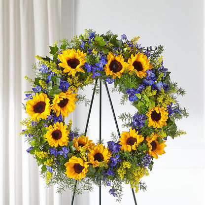 Bright Rays Wreath –  Flowers Unlimited, Martinsburg WV