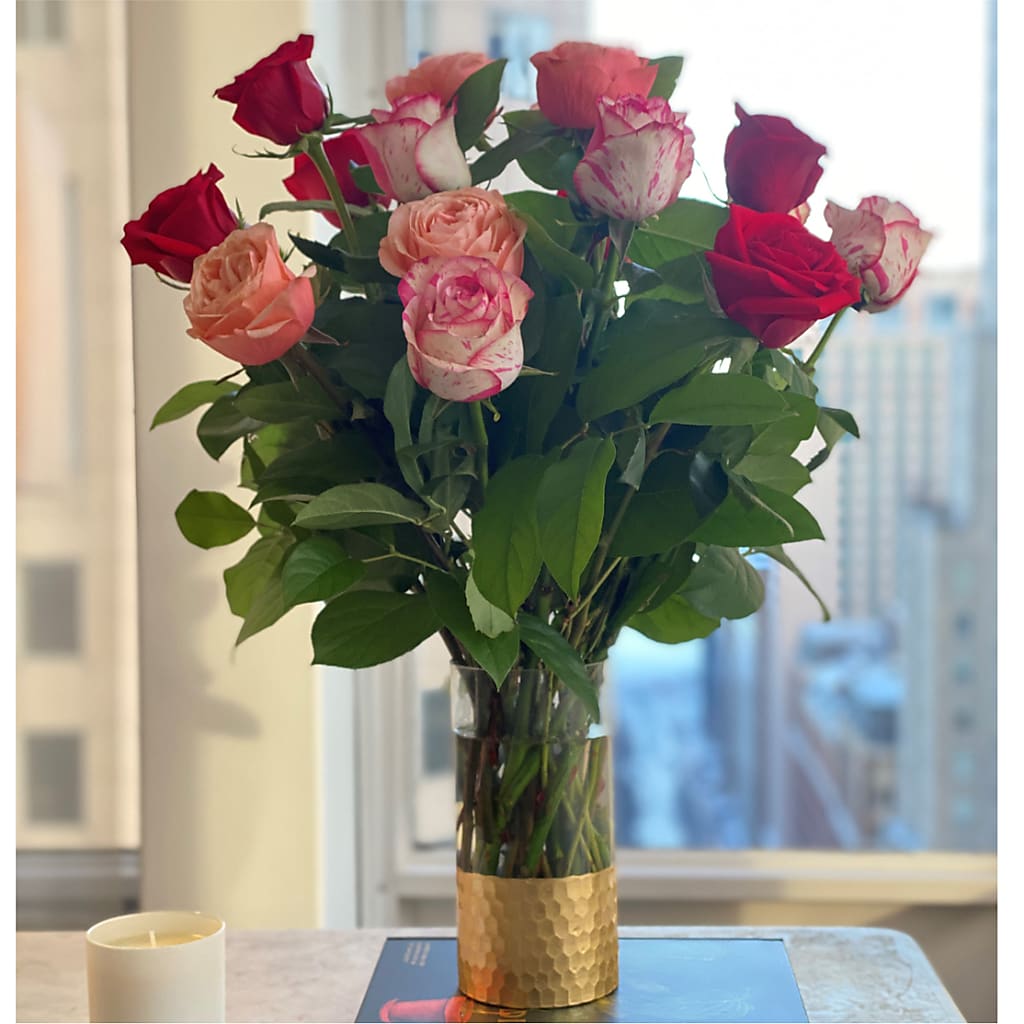 Ever After Rose Bouquet –  Flowers Unlimited, Martinsburg WV