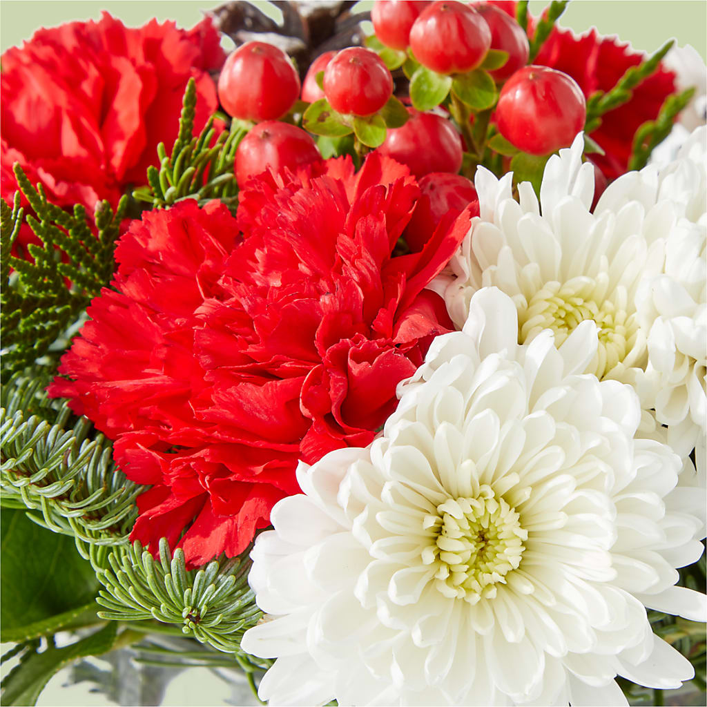 Snow Angel Bouquet –  Flowers Unlimited, Martinsburg WV
