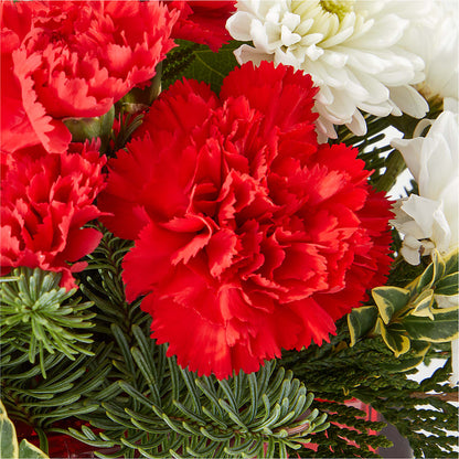 Christmas Market Bouquet –  Flowers Unlimited, Martinsburg WV