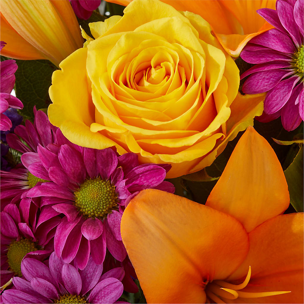 Colorful Visions Bouquet –  Flowers Unlimited, Martinsburg WV