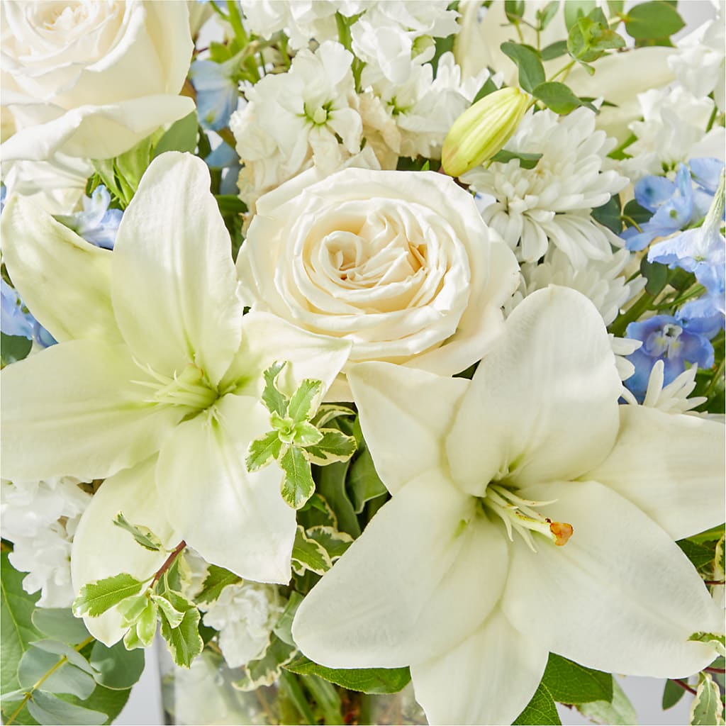 Peace of Mind Bouquet –  Flowers Unlimited, Martinsburg WV