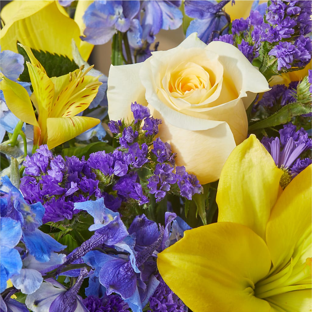 Limoncello Bouquet –  Flowers Unlimited, Martinsburg WV