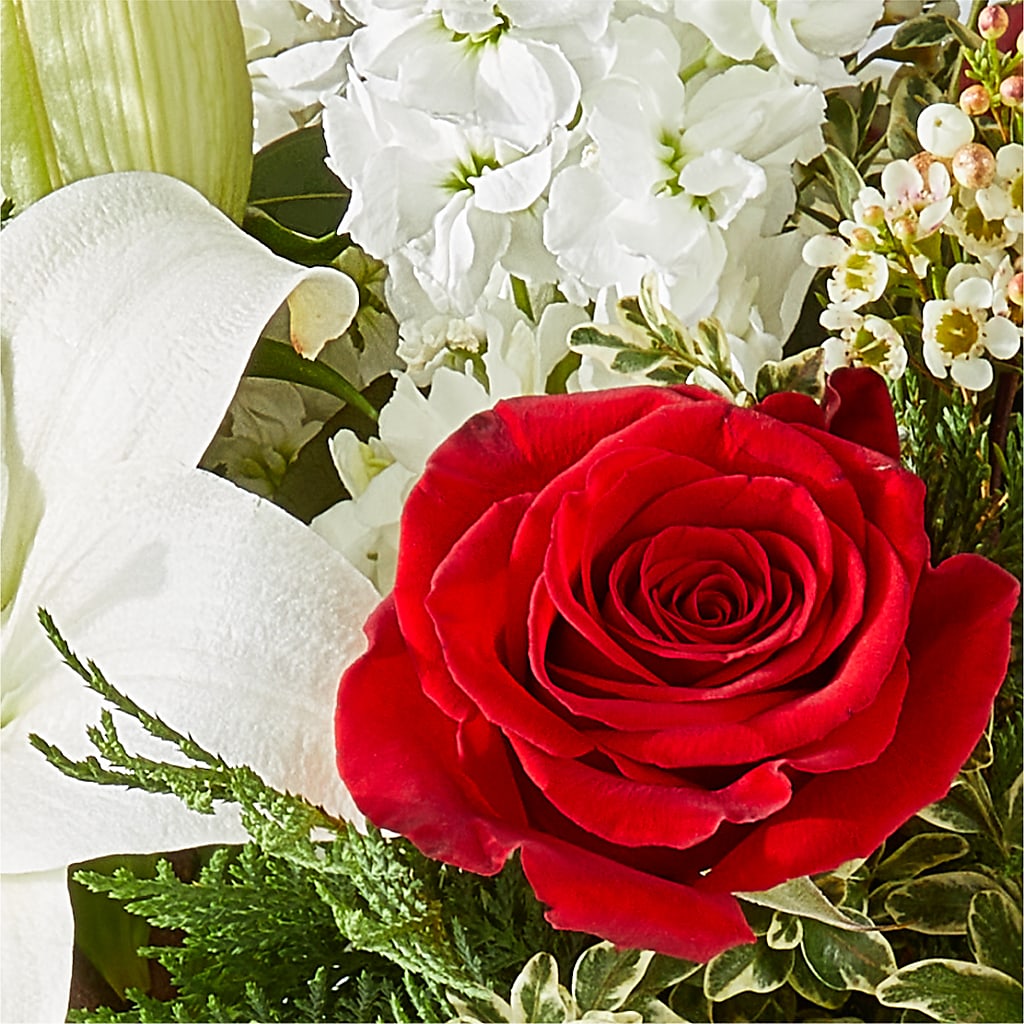 Twinkle Lights Bouquet –  Flowers Unlimited, Martinsburg WV