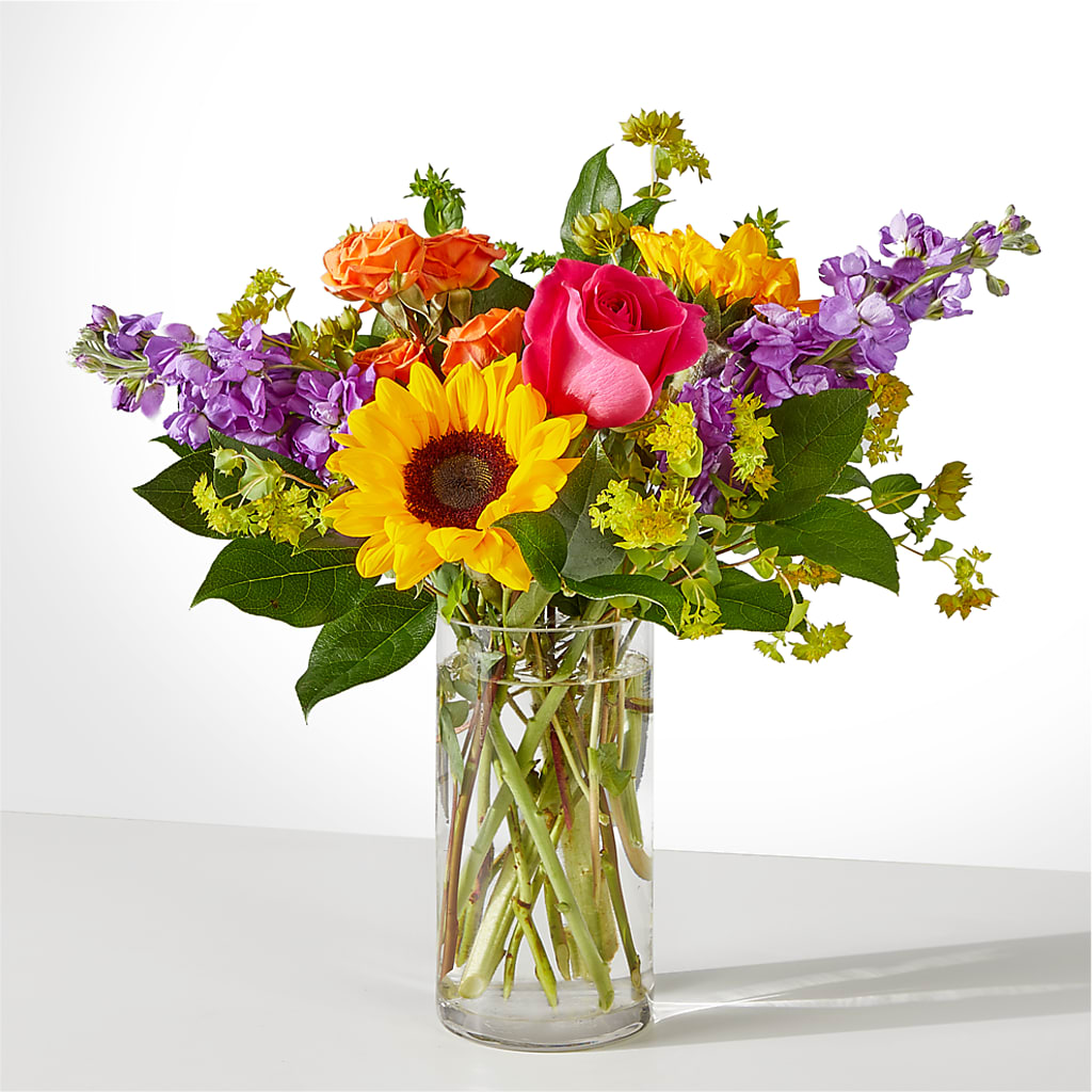 Vibrant Greetings Bouquet –  Flowers Unlimited, Martinsburg WV