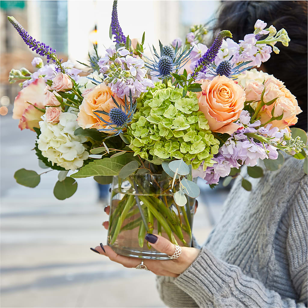 Porch Swing Bouquet –  Flowers Unlimited, Martinsburg WV