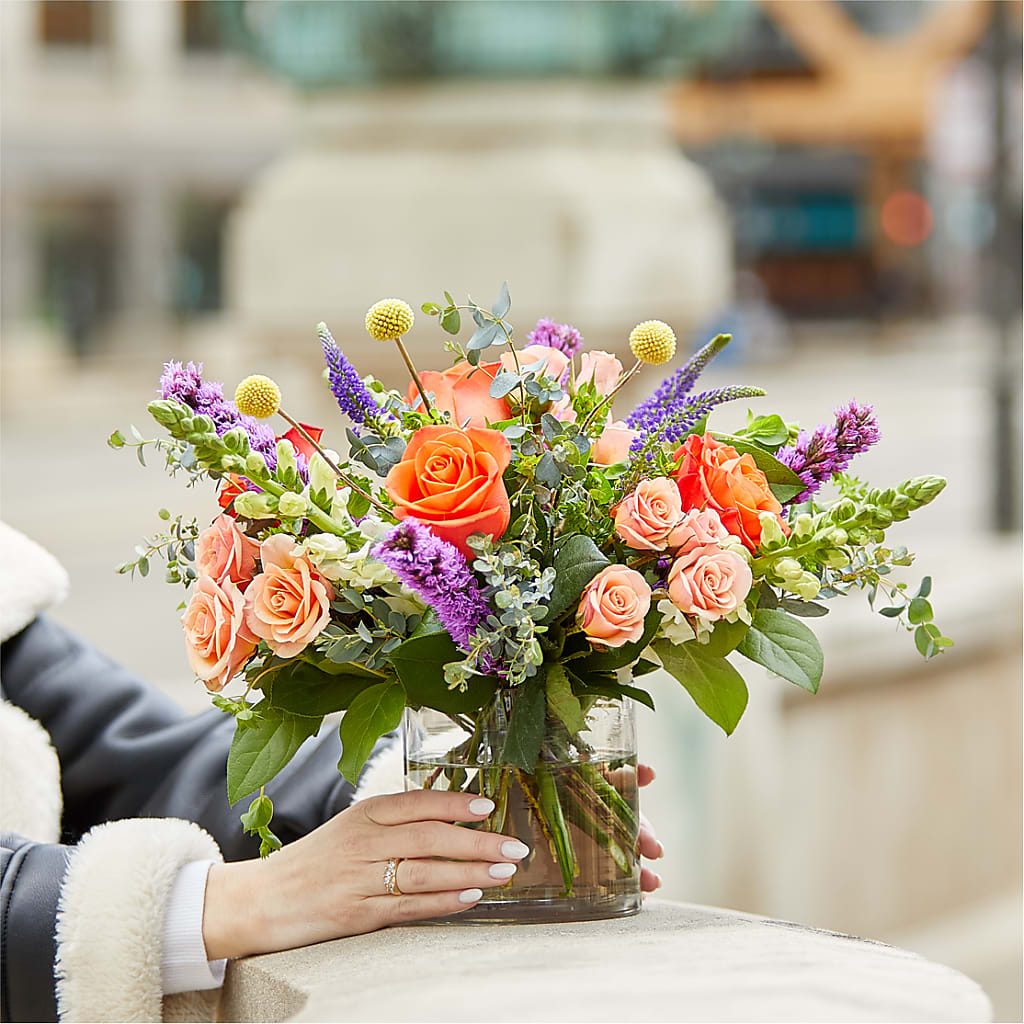 The Standout Bouquet –  Flowers Unlimited, Martinsburg WV