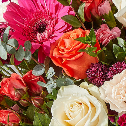 Smell the Roses Bouquet –  Flowers Unlimited, Martinsburg WV