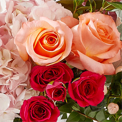 Glitz & Glam Bouquet –  Flowers Unlimited, Martinsburg WV