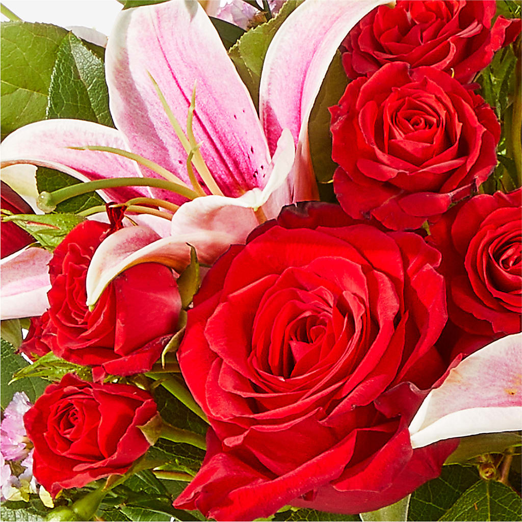 Hopeless Romantic Bouquet –  Flowers Unlimited, Martinsburg WV