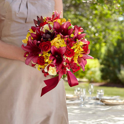 Sunningdale Bouquet –  Flowers Unlimited, Martinsburg WV