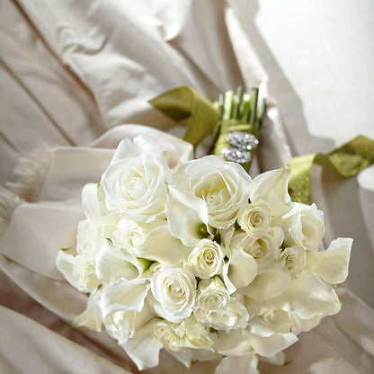 Serene Highness Bouquet –  Flowers Unlimited, Martinsburg WV
